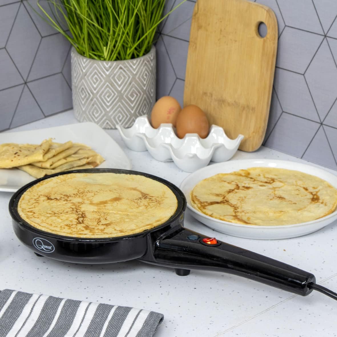 Quest 2-in-1 Popcorn & French Crêpe Pancake Maker