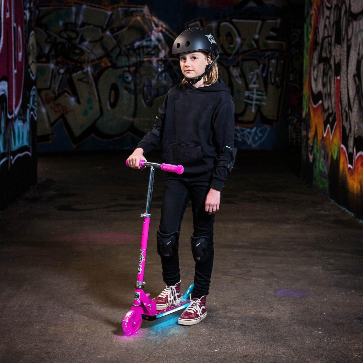 XOOTZ Wild Rider LED Scooter - Pink