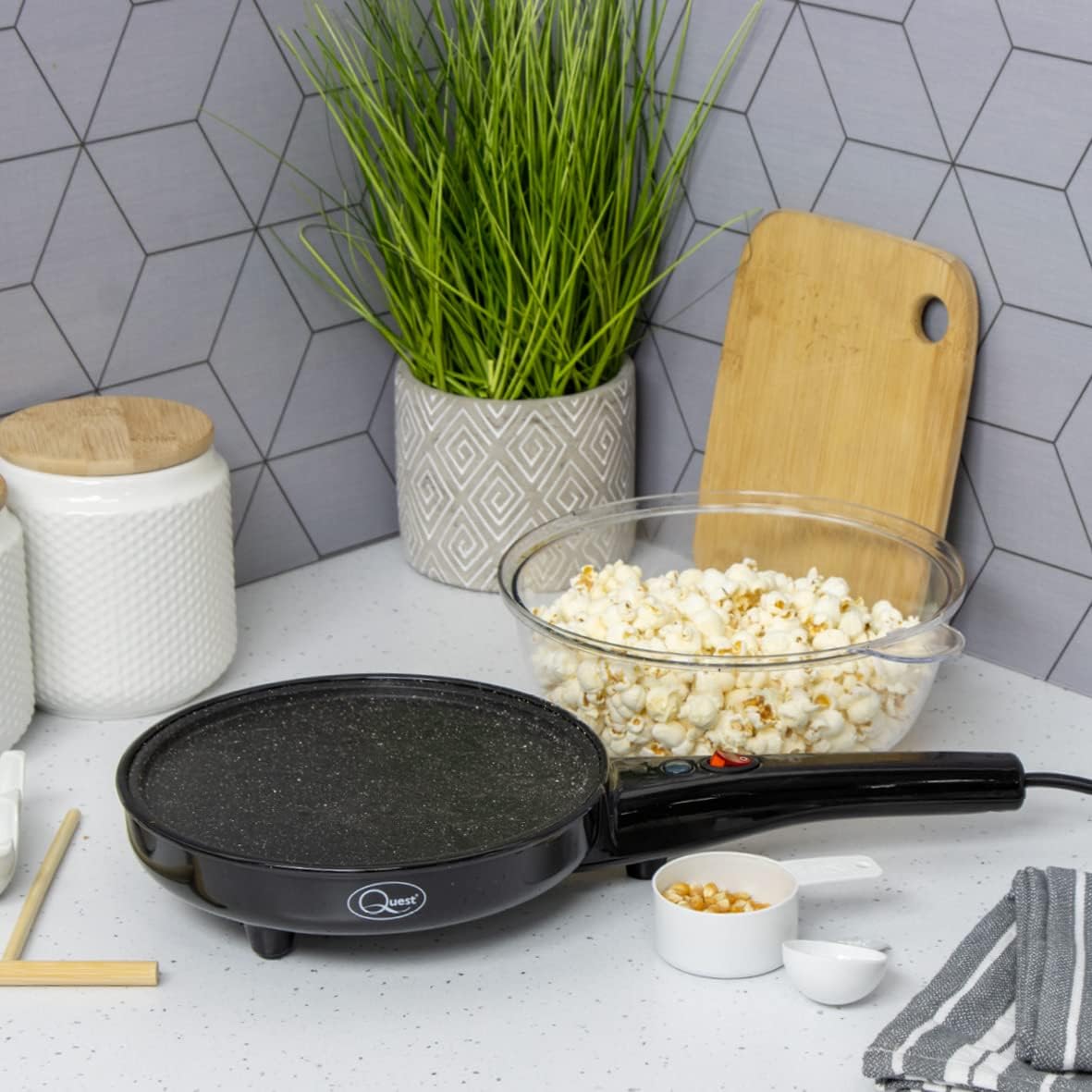 Quest 2-in-1 Popcorn & French Crêpe Pancake Maker