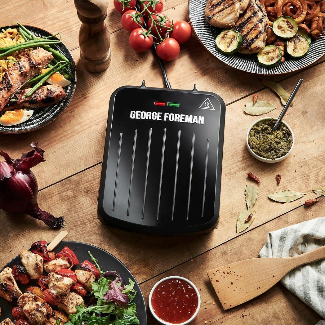 George Foreman 760W Small Electric Fit Grill Black